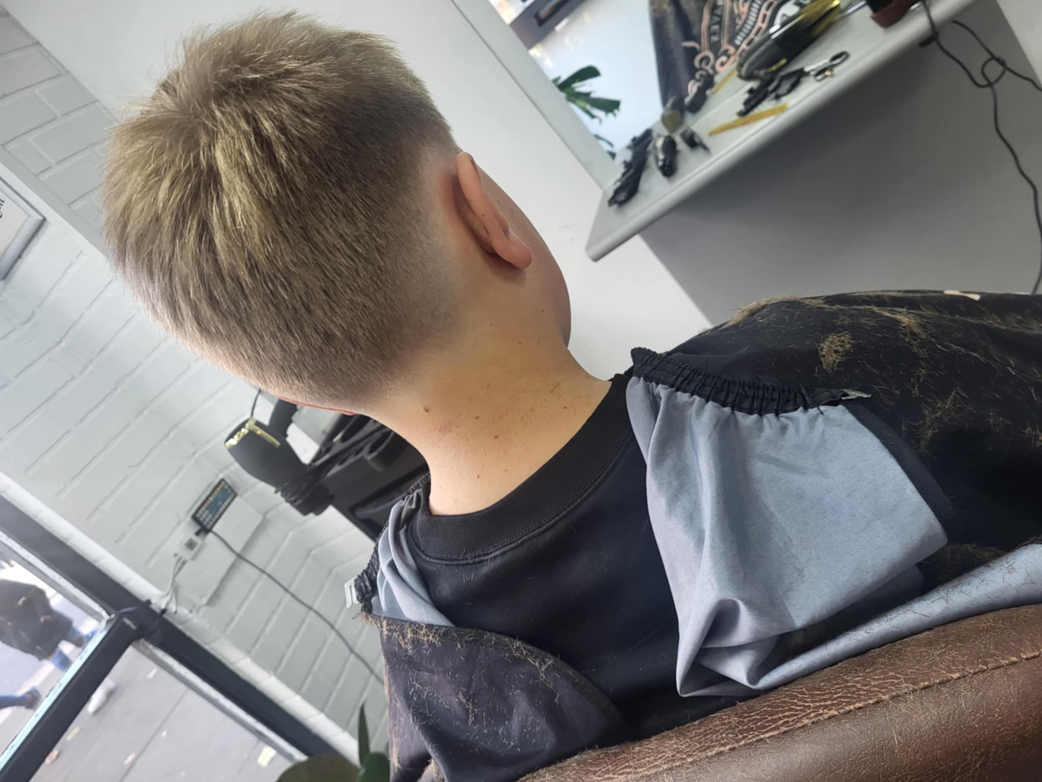 Textured Crop Cut
